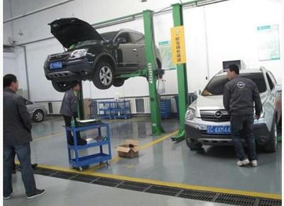 4S店保养还是汽修店好？一文说透汽车维修选择的门道